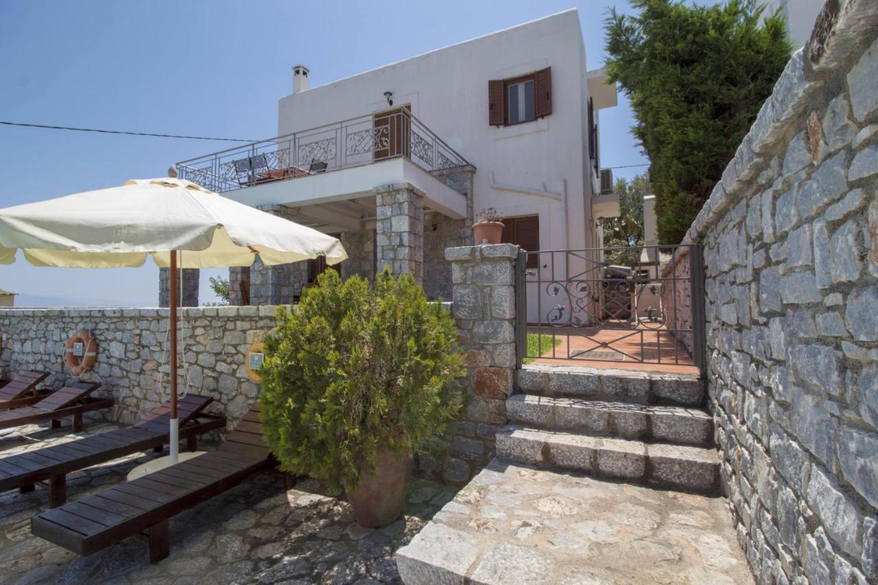 Malvazios #4 * Gythio