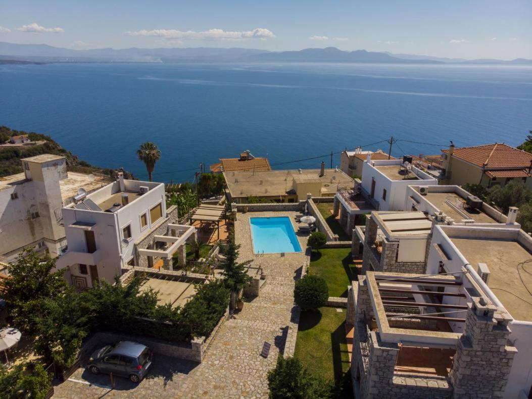 Malvazios #4 Villa Gythio