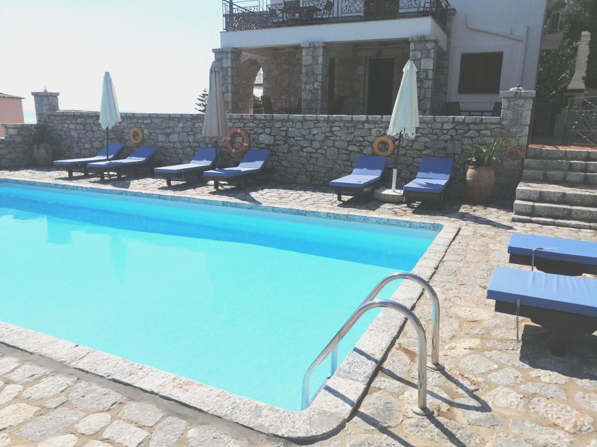 Villa Malvazios #4